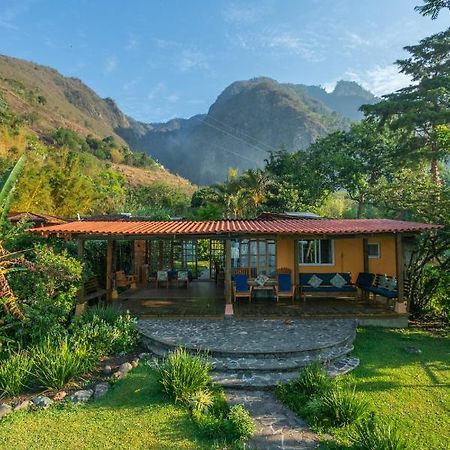 Lake Front Retreat At Los Elementos サンタ・クルス・ラ・ラグナ エクステリア 写真