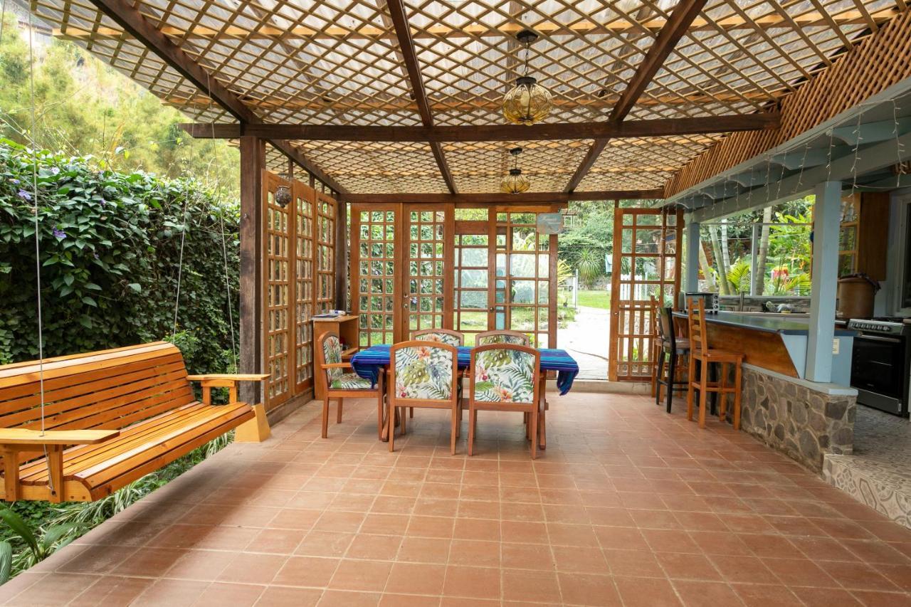 Lake Front Retreat At Los Elementos サンタ・クルス・ラ・ラグナ エクステリア 写真