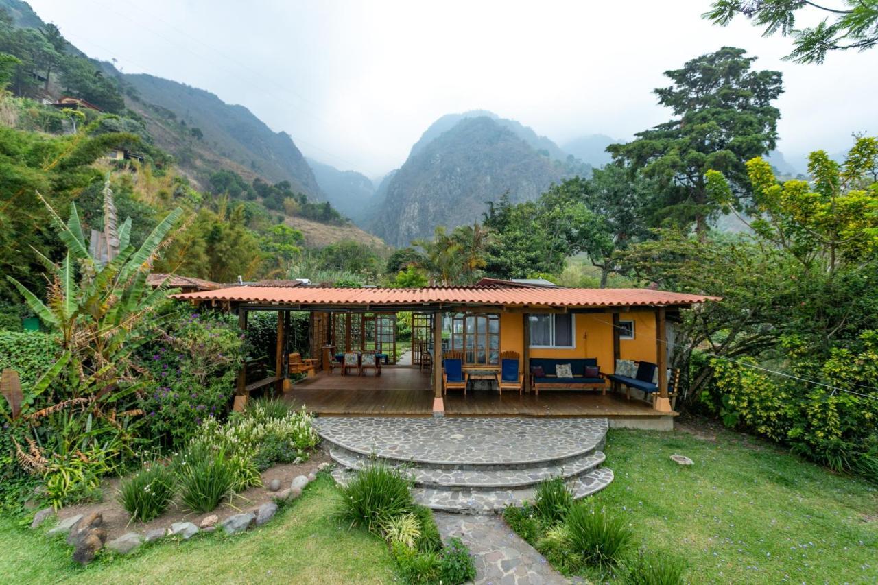 Lake Front Retreat At Los Elementos サンタ・クルス・ラ・ラグナ エクステリア 写真