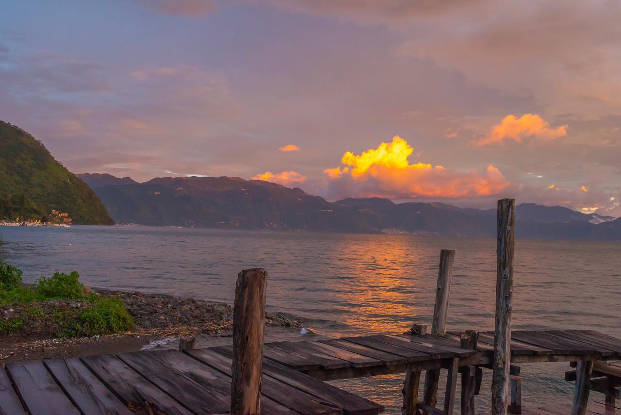 Lake Front Retreat At Los Elementos サンタ・クルス・ラ・ラグナ エクステリア 写真